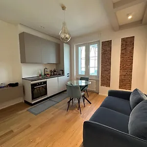 https://domus-nolo.it-lombardy.com